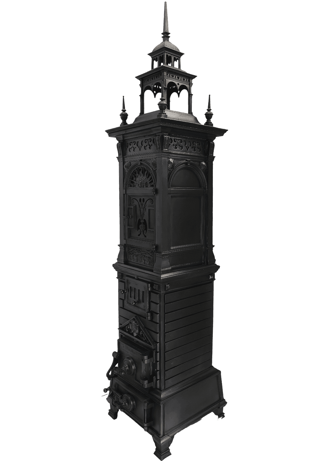 Antikofen von 1890 in Seitenansicht mit neoklassizistischen Verzierungen, Giebeln und Backsteinornamentik.